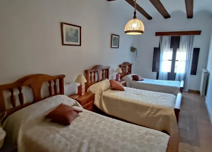 La Antigua * Linares de Mora